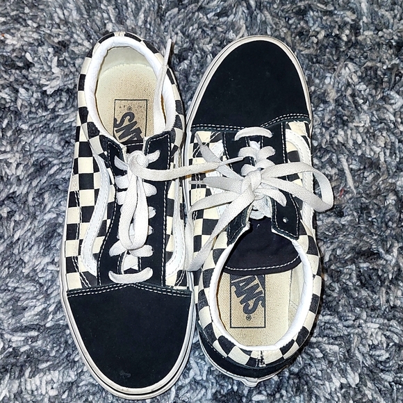 Women shoes - Picture 1 of 4